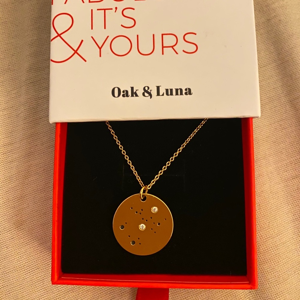 Never worn brand new jewelry! Never left the box!